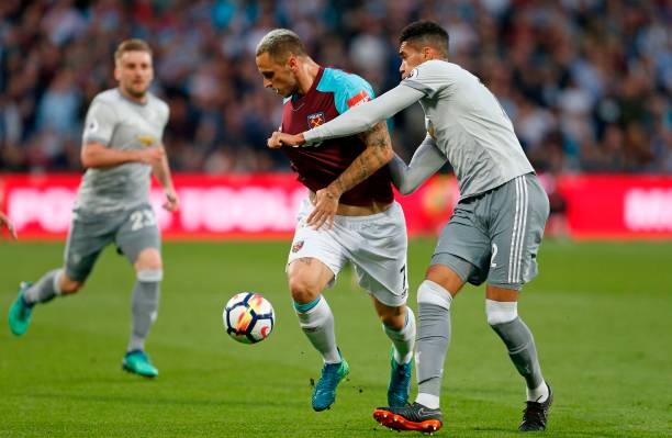 在打入法国 在打入法国